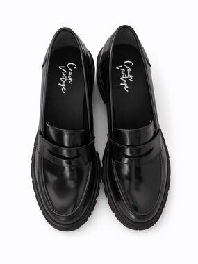 Crown Vintage Heeled Loafer